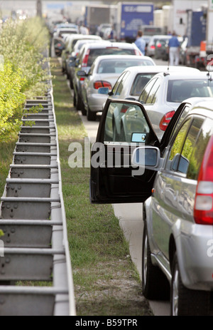 Embouteillage sur l'autoroute A2, Magdeburg, Allemagne Banque D'Images