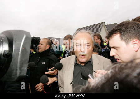 Le 31ème Sommet du G-8 2005 s'est tenu à l'hôtel Gleneagles du 6 au 8 juillet 2005.- photo de George Galloway à Auchterarder, en Écosse, témoin des manifestations Banque D'Images