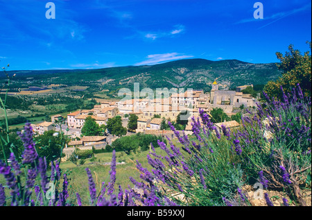 'AUREL' VILLAGE PROVENCE FRANCE Banque D'Images