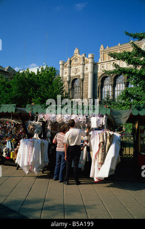 La Dentelle et broderie souvenirs Budapest Hongrie Europe Banque D'Images