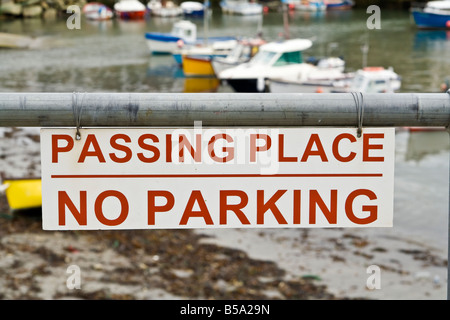 No parking sign, UK. Banque D'Images