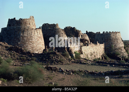 Remparts, Tughlaqabad, l'état d'Haryana, Inde Banque D'Images