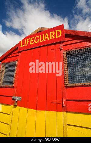 Lifeguard hut sur Bunmahon Beach, comté de Waterford, Munster, République d'Irlande, Europe Banque D'Images