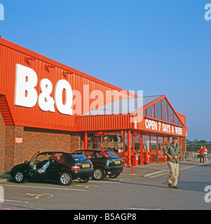 B&Q store front et l'entrée du pays de Galles UK Banque D'Images