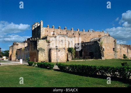 Eglise de San Bernardino de Sienne, Valladolid, Yucatan, Mexique, Amérique du Nord Banque D'Images