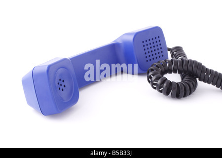 Combiné téléphonique bleu sur fond blanc Banque D'Images