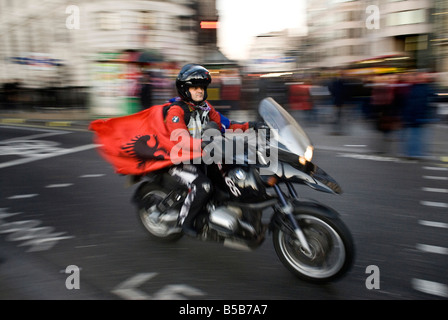 Kosovo indépendant célébration sur Trafalgar Square à Londres 17 208 Banque D'Images