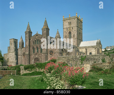 La Cathédrale de St David, Pembrokeshire Wales United Kingdom Europe Banque D'Images