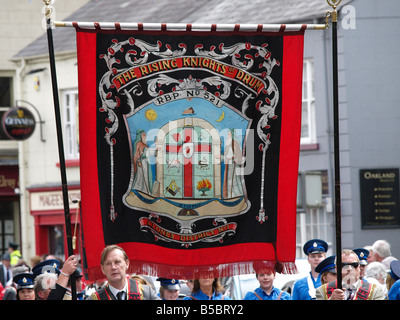 La Royal Institution noire '12 août' Parade à Enniskillen Fermanagh Comté d'Irlande (a eu lieu le 9 août 2008) Banque D'Images