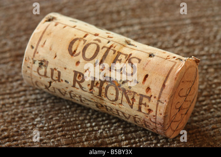 Vin Côtes du Rhône, bouchon de liège Banque D'Images