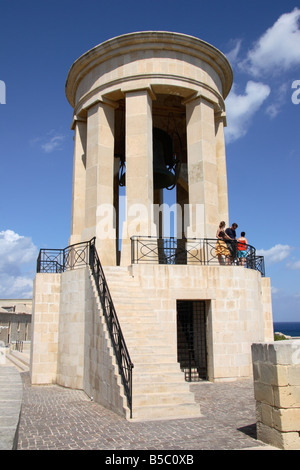 Le 'grand siège Bell', monument à La Valette, Malte. Banque D'Images