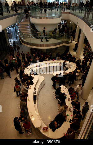 Le centre commercial de Westfield vous ouvre ses portes, Shepherd's Bush , Octobre 30, 2008 à Londres Photo : pixstory / Alamy Banque D'Images