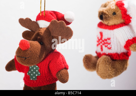 Farci de Noël elch et ours pour la décoration de l'arbre Banque D'Images