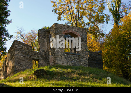 Une vue extérieure des ruines de St John's Episcopal Church à Harpers Ferry, West Virginia. Banque D'Images