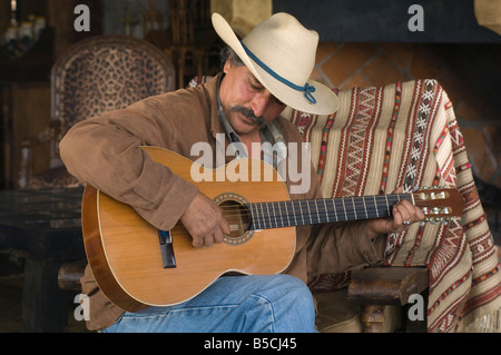 Portrait d'un joueur de guitare San Miguel de Allende État de Guanajuato au Mexique Banque D'Images