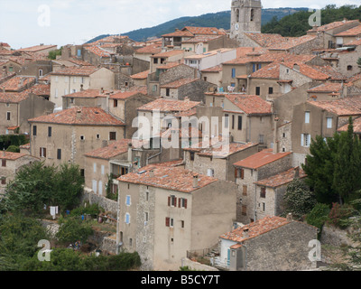 Le village provençal de Mons En Provence, Canton de Fayence, Var, France Banque D'Images