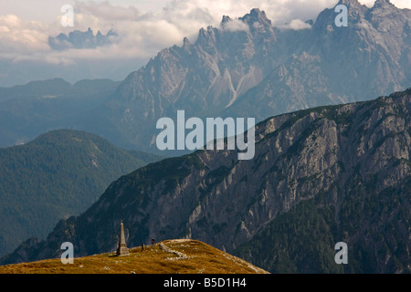 Les Dolomites de Sexten autour des Tre Cime di Lavaredo ou Trois Cimes de Lavaredo près de Toblach, dans le nord-est de l'Italie Banque D'Images