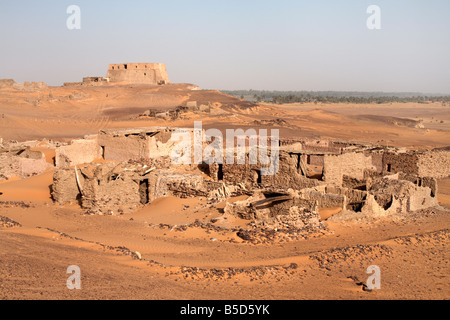 Les ruines de la ville médiévale de vieux Dongola, Soudan, Afrique Banque D'Images