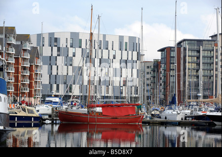 University Campus Suffolk bâtiment à Neptune Marina à Ipswich Suffolk Banque D'Images