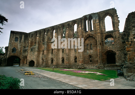 Mur Sud du réfectoire et Gatehouse, Prangins, Fife, Scotland, Europe Banque D'Images