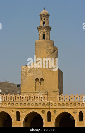 Au Minaret en spirale de la mosquée Ibn Tulun au Caire Egypte Banque D'Images