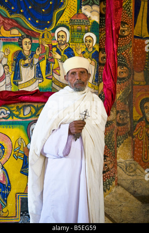 Le Christianisme Orthodoxe éthiopien vieux mur coloré peintures au monastère Uhra Kidane Mehret dans le lac Tana, près de Bahir Banque D'Images