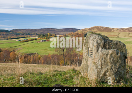 Pierre commémorative Glen Blair Atholl aile SCO 1120 Perthshire Pitlochry Banque D'Images