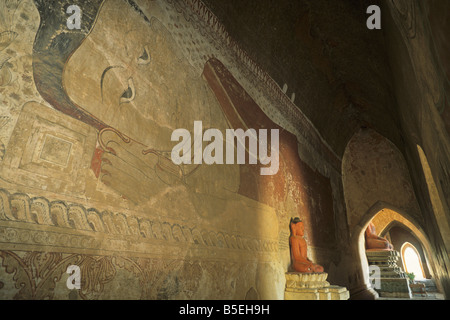 Elk130 2785 Birmanie Myanmar Bagan ancienne capitale Pagan temple Sulamani frescoe AD 1181 intérieur Banque D'Images