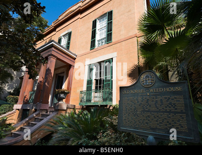 La vieille maison Sorrel Weed (l'une des demeures historiques de Savannah), Madison Square, Savannah, Georgia, USA Banque D'Images