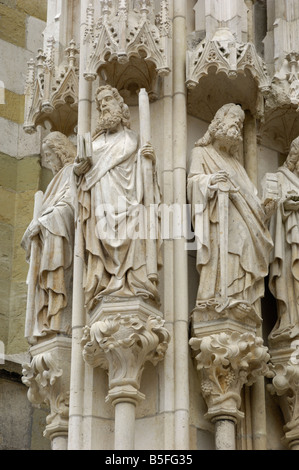 Sculptures gothiques, la Cathédrale, Dom, Regensburg, Bavière, Allemagne Banque D'Images