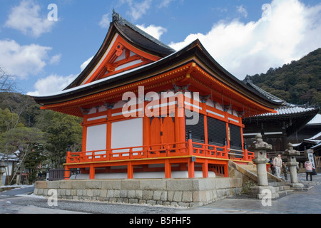 La ville de Kyoto Japon Kiyomizu Temple Bell Tower Building Banque D'Images