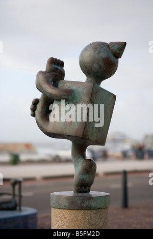 Un Tom Otterness sculpture, Scheveningen, Pays-Bas Banque D'Images