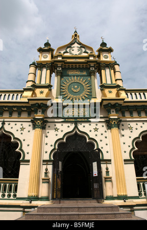 L'Abdul Gaffoor mosquée est dans la zone Little India de Singapour et a pris fin en 1910 Banque D'Images