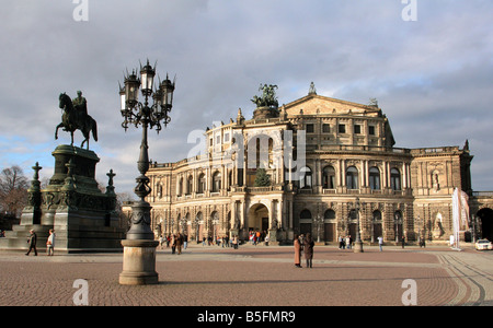 Le Semperoper de Dresde, Allemagne Banque D'Images