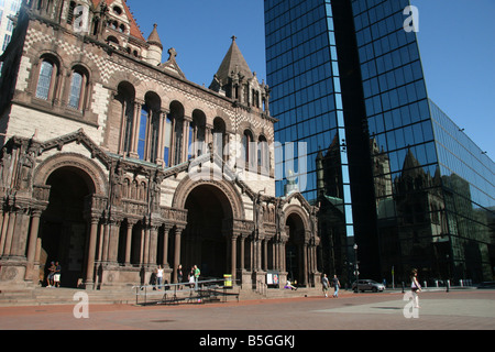 Trinity Church et John Hancock Tower, Boston, Massachusetts, USA. Banque D'Images