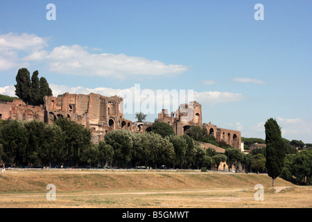 Le mont Palatin comme il ressort du Circus Maximus, Rome, Italie Banque D'Images