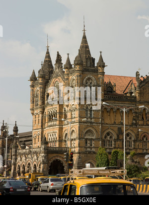 La gare de Victoria Terminus Bombay en Inde. La gare Chhatrapati Shivaji maintenant Banque D'Images