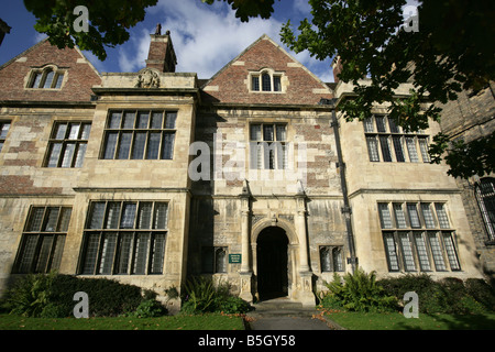 Ville de York, en Angleterre. Université de York's Centre for Medieval Studies Department building à Kings Manor. Banque D'Images