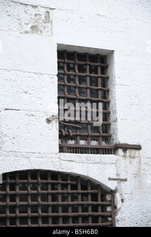 Prigioni Nuove. Barreaux aux fenêtres de la nouvelle prison de la cour intérieure du palais des Doges (via le Pont des Soupirs), Venise, Italie Banque D'Images
