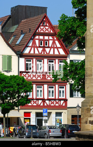 Bâtiment à colombages sur la place du marché, Oehringen, Bade-Wurtemberg, Allemagne Banque D'Images