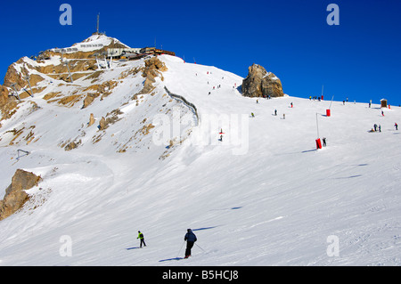 Pente de ski sous Mt Saulire Méribel Couchevel, station de ski Trois Vallées, France Banque D'Images