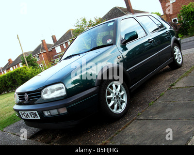 Le Mk3 GTI, conçu pour durer, fusée de poche, moteur solide, passionnés,coureur de garçon, calandre à deux barres, passages de roue noirs, rallonge de pare-chocs, hayon à trappe. Banque D'Images