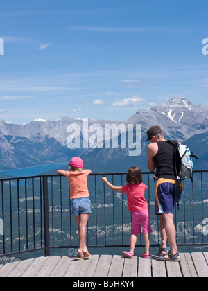 Vue depuis lookout à Mont Sulphur, Banff, Alberta, Canada Banque D'Images