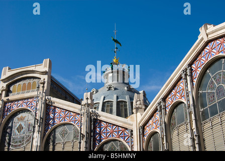 Détail architectural de la place du marché Mercado Central dans le centre-ville historique de Valence Espagne Banque D'Images