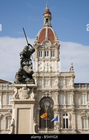 Hôtel de ville, la place de Maria Pita Square, La Corogne, Galice, Espagne Banque D'Images