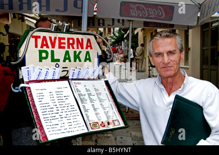 Athens Plaka Pub Bar café restaurant de la chaussée en Grèce Banque D'Images