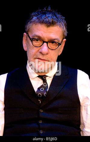 Jack Vettriano au Cheltenham Literature Festival Gloucestershire Angleterre Banque D'Images