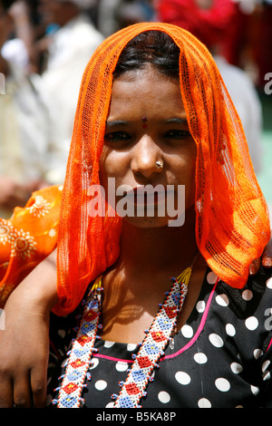 Mai 2008 Pushkar Inde Portrait de jeune femme au cours de fête traditionnelle Banque D'Images