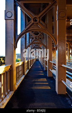 Passerelle sur High Level Bridge Newcastle Banque D'Images