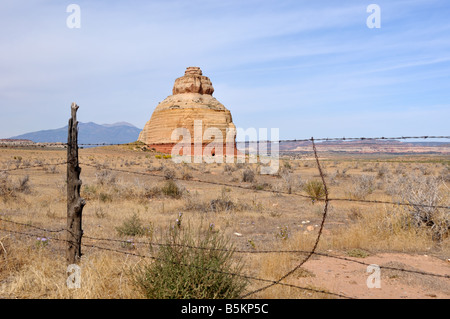 Church Rock le long de la US Highway 191 dans le sud-est de l'Utah Banque D'Images